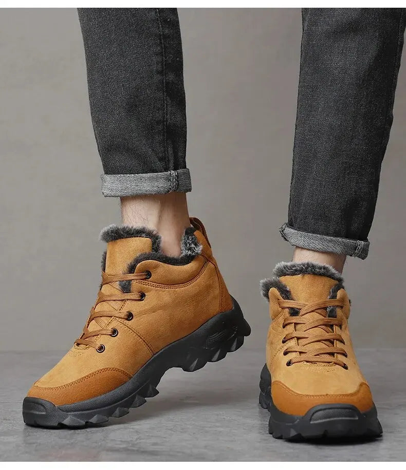 Bota de Couro Inverno Forrada Lã Windbreaker