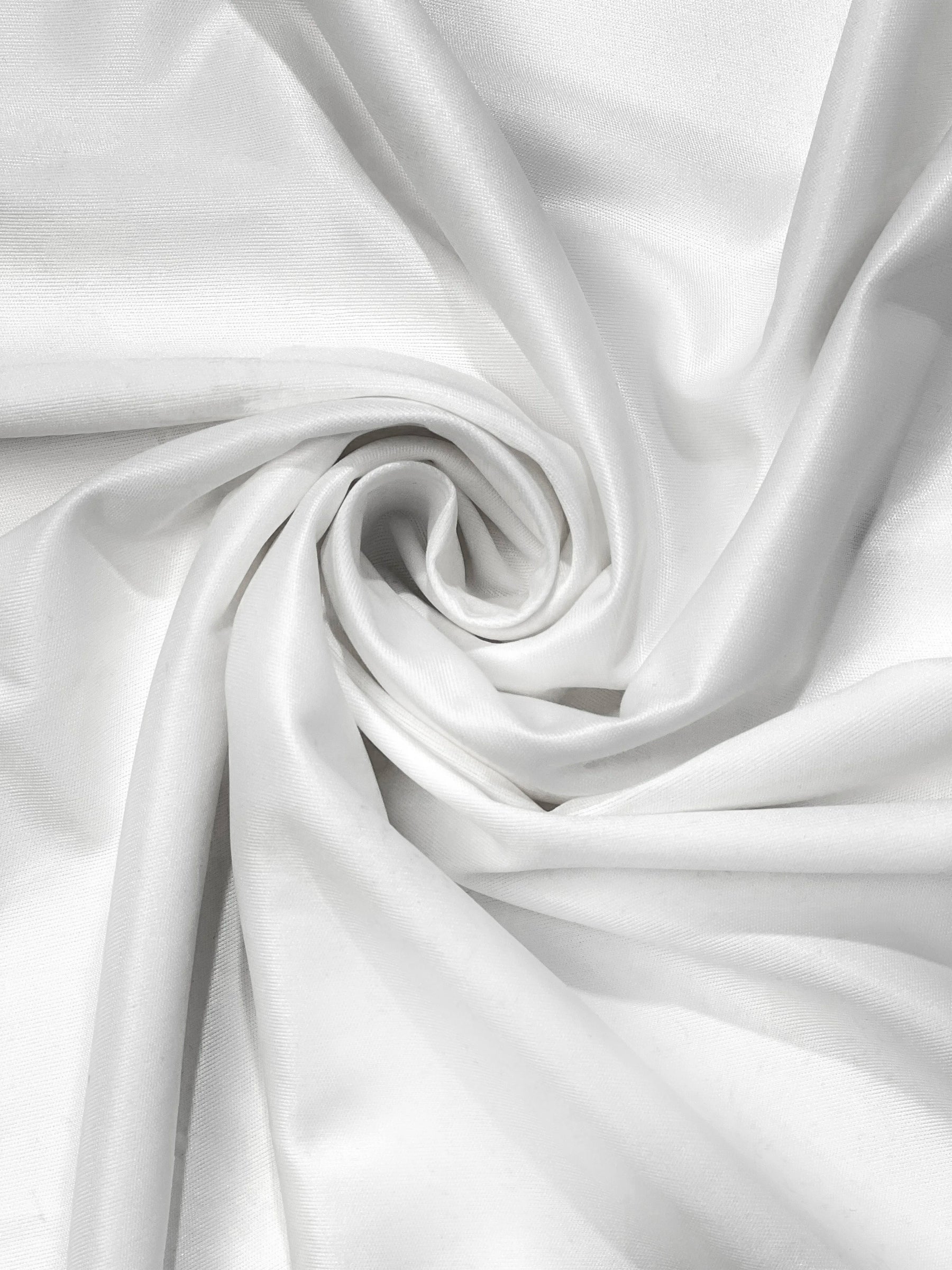 Conjunto Camiseta e Bermuda Jesus Cristo