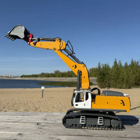 Escavadeira Hidráulica RC 1/18 – 4 em 1 (Metal Completo, 23 Funções, Luzes, Som e Acessórios)