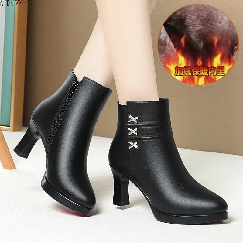 Bota Casual com Salto Forrada Zaira