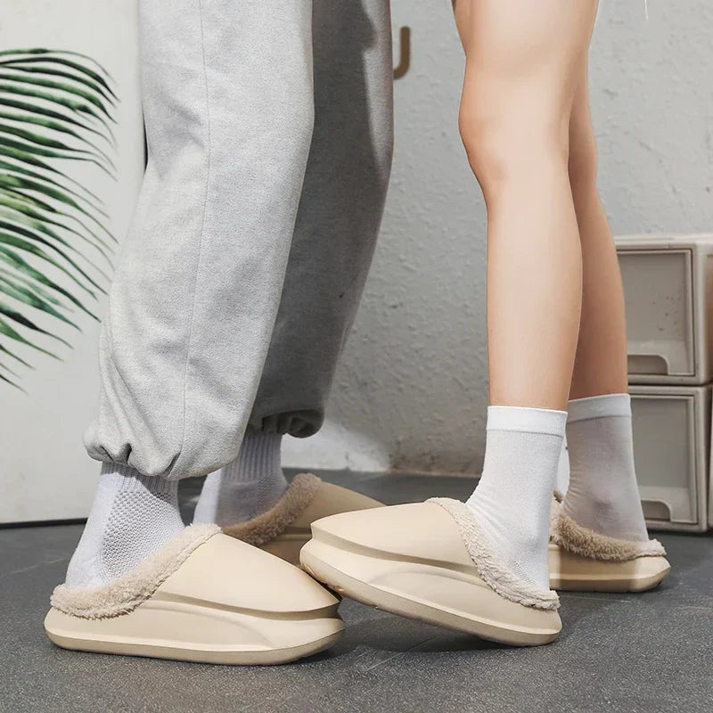 Chinelo Moderno de Inverno Roxel