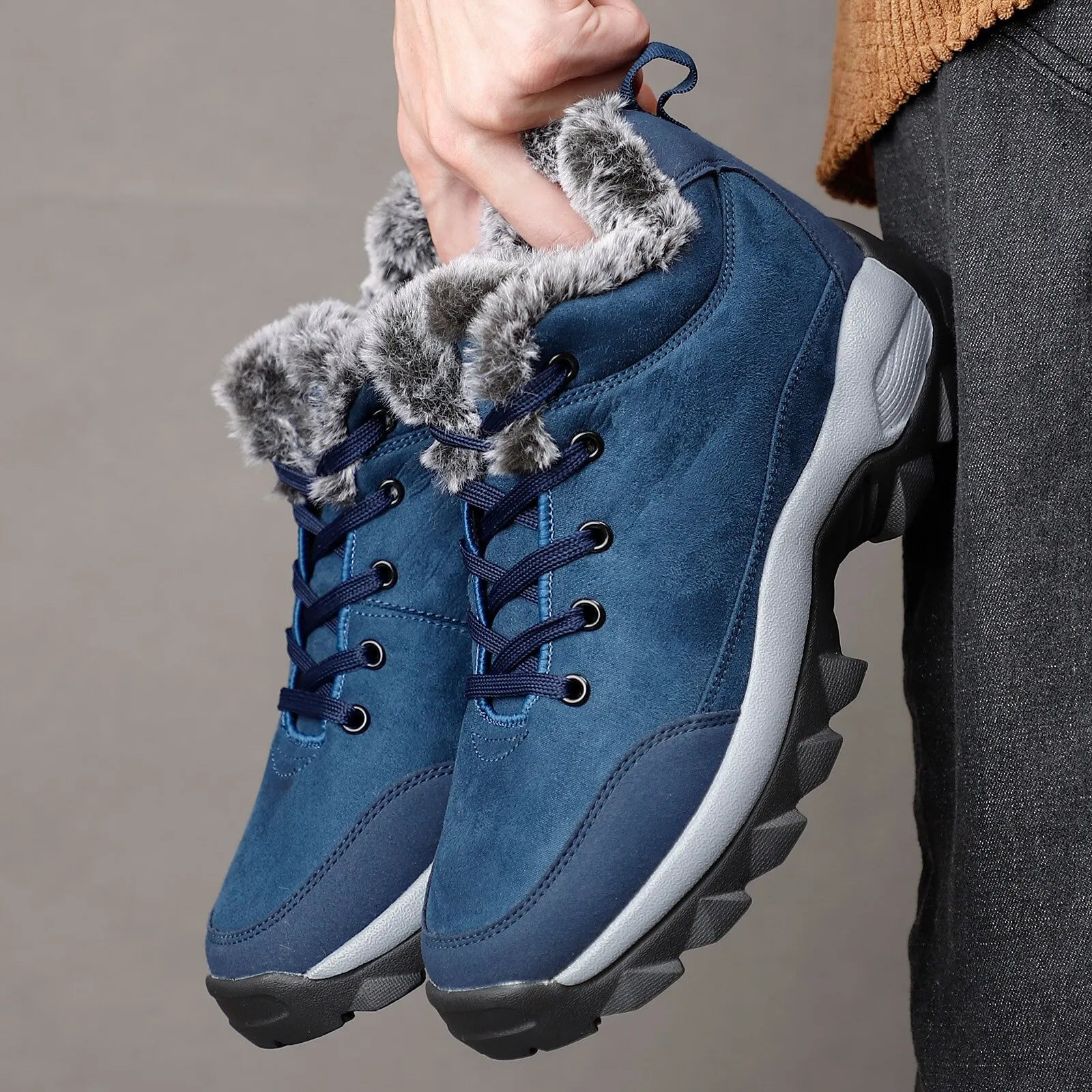 Bota de Couro Inverno Forrada Lã Windbreaker